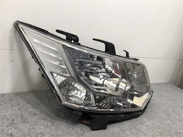 デリカD:5/D5 CV1W/CV2W/CV4W/CV5W 純正 前期 右 ヘッドライト/ランプ AFS無キセノン HID レベライザー バラスト  KOITO 100-87918 三菱(130636)