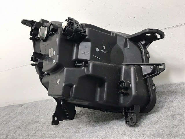 N-BOX/NBOX Nボックス JF3/JF4 純正 前期 左 ヘッドライト/ランプ LED レベライザー 刻印N STANLEY W3105 ホンダ (130941)