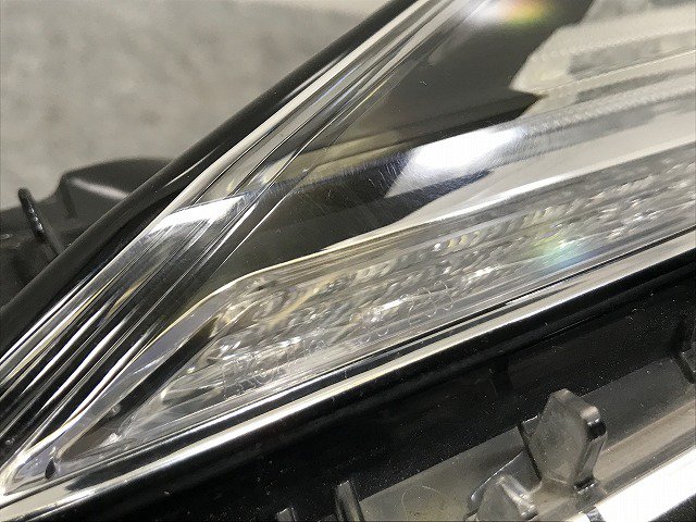 カムリ AXVH75/AXVH70 純正 前期 左 ヘッドライト/ランプ LED 刻印Y