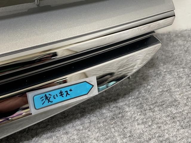 メルセデスベンツR129SL用７枚羽根フロントグリルジャンク品曲がり傷有り前期 メルセデスベンツR129SL用7枚羽根フロントグリルジャンク品