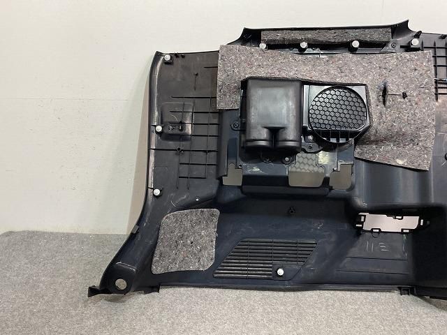 新品!ヴォクシー/ノア 70系/ZRR70G/ZRR75G/ZRR70W/ZRR75W 純正