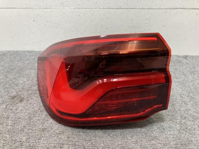 X2 シリーズ F39 純正 左 テールランプ/ライト/レンズ LED