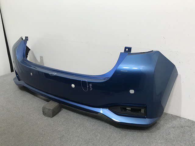 日産 ノート DBA-E12 リヤバンパー RAW シャイニングブルー - 外装、エアロ