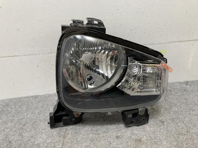 スズキ SUZUKI アルト HB36S 右ハロゲン ヘッドライトW2380 アルト/キャロル HA36S/HA36V/HB36S 純正 右 ヘッドライト