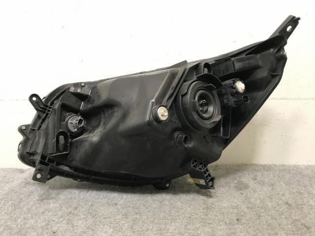 eKワゴン B11W 純正 右 ヘッドライト/ランプ ハロゲン レベライザー