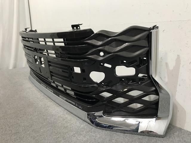 て*つ様 トヨタ 90ヴォクシー 新品 ラジエータグリル 53102-v1020 crown222_000035059510400