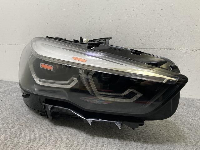 2シリーズ F44/セダン(グランクーペ) 純正 右 ヘッドライト