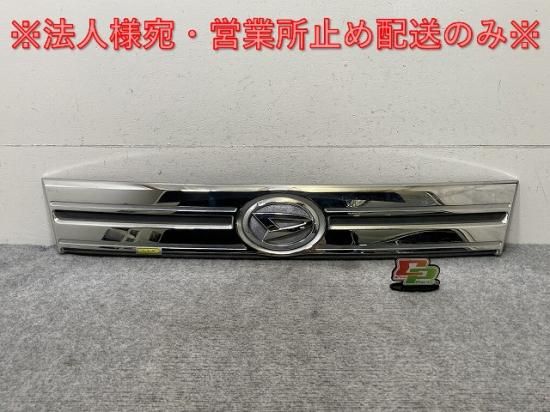 新品未使用】ダイハツ ムーヴカスタム フロントグリル