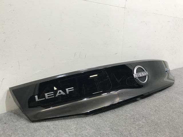 リーフ/LEAF ZE1 純正 リア ガーニッシュ/フィニッシャー/バックドア