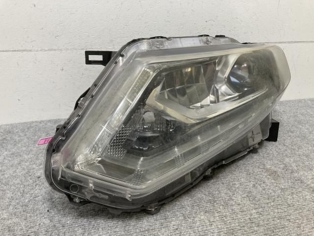 エクストレイル/X-TRAIL T32/NT32/HT32/HNT32 純正 前期 左