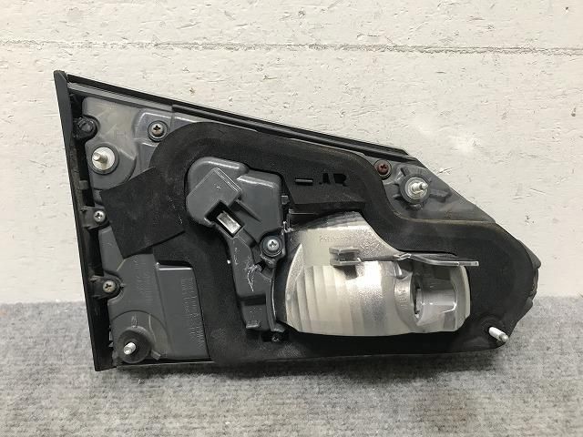 HS/HS250h ANF10 純正 前期 右 テールランプ/ライト/レンズ LED