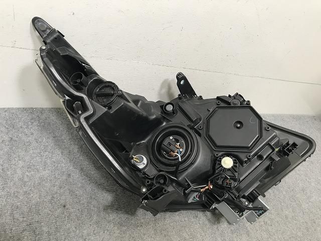 ヴォクシー 80系/ZRR80W/ZRR85W/ZWR80W ZRR80G/ZRR85G/ZWR80G ヴォクシー 80系/ZRR80W/ZRR85W/ZWR80W ZRR80G/ZRR85G/ZWR80G