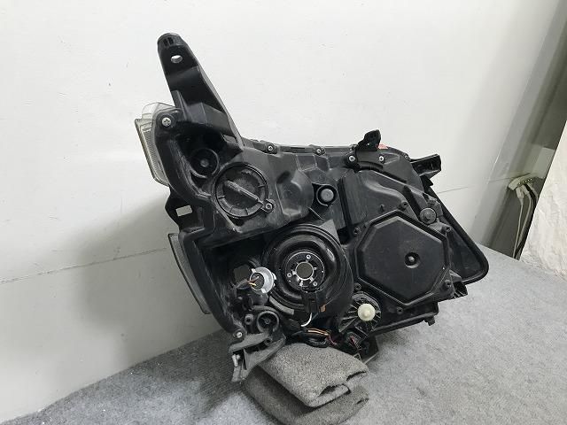 ヴォクシー 80系/ZRR80W/ZRR85W/ZWR80W ZRR80G/ZRR85G/ZWR80G 純正