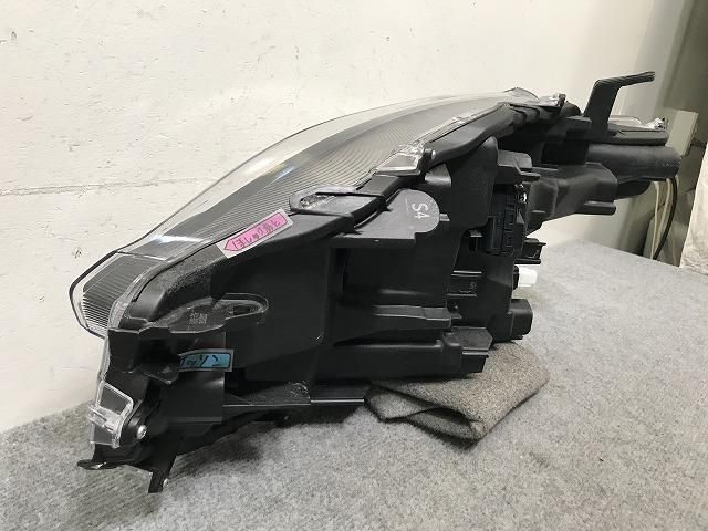 シエンタ トヨタ 純正 MXPL10G MXPC10 純正 右ヘッドライト トヨタ シエンタ Z MXPC10G/MXPL10G 純正 ヘッドランプ 右