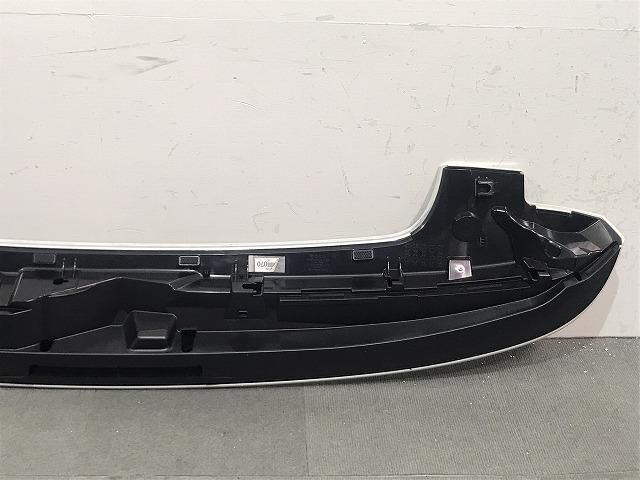 新車外し トヨタ純正 リアスポイラー ウイング ヴォクシー ノア エスクァイア 新車外し トヨタ純正 リアスポイラー ウイング ヴォクシー ノア