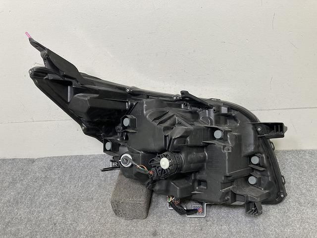 エスクァイア 80系/ZRR80G/ZRR85G HV/ZWR80G 純正 後期 左 ヘッド