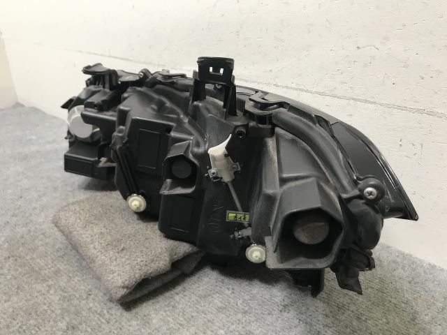 AZSH20 220クラウンハイブリッド 右ヘッドライト ジャンク!クラウン 220系/ARS220 ハイブリッド/AZSH20/AZSH21