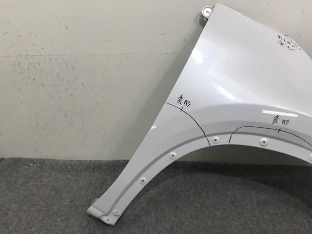 ライズ ロッキー レックス A200 フェンダー 左 パールホワイト ライズ