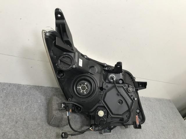 エスクァイア/ノア X/G 80系/ZRR80G/ZRR85G ハイブリッド/ZWR80G