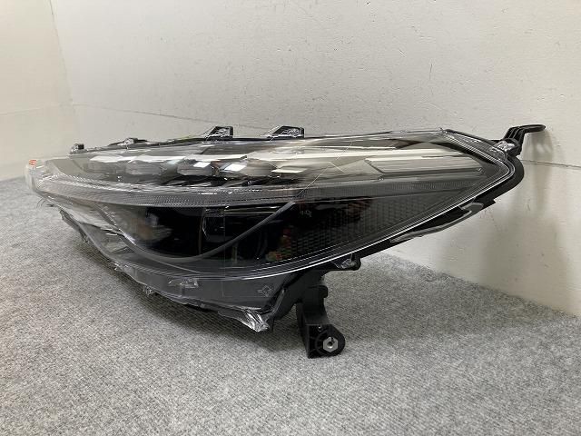 カローラ クロス Z/ZSG10/MXGA10 ハイブリッド/ZVG11/ZVG15