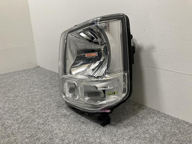 DA17V エブリィ・クリッパー・スクラム ジャンク品左右ヘッドライト DA17V エブリィ・クリッパー・スクラム ジャンク品左右ヘッドライト