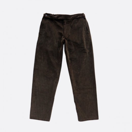 <img class='new_mark_img1' src='https://img.shop-pro.jp/img/new/icons39.gif' style='border:none;display:inline;margin:0px;padding:0px;width:auto;' />COMPACT CORDUROY CURVE SLACKS  