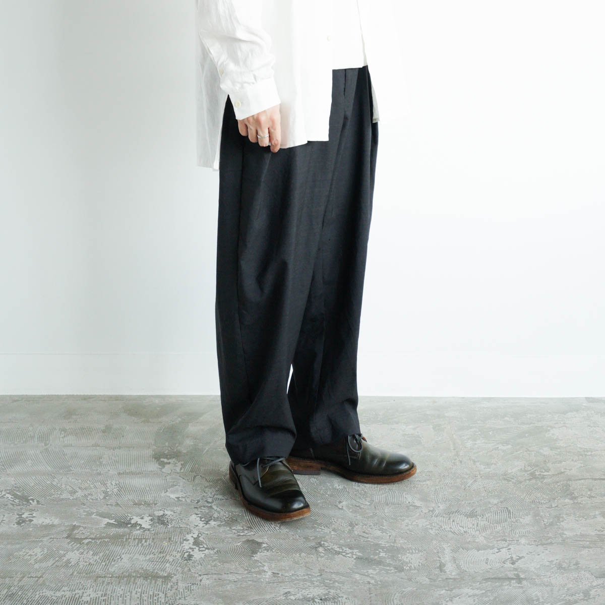 専門ショップ サイズL！COLINA W-TUCK Pants（BLACK） PANTS W-Tuck