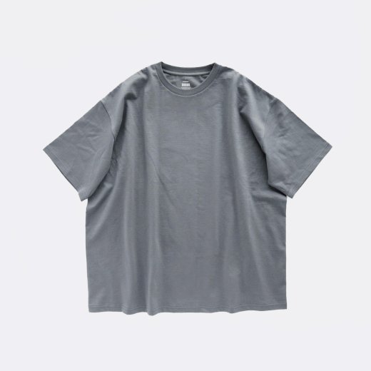 <img class='new_mark_img1' src='https://img.shop-pro.jp/img/new/icons1.gif' style='border:none;display:inline;margin:0px;padding:0px;width:auto;' />S/S OVERSIZED TEE