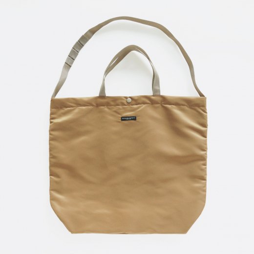 <img class='new_mark_img1' src='https://img.shop-pro.jp/img/new/icons39.gif' style='border:none;display:inline;margin:0px;padding:0px;width:auto;' />CARRY ALL TOTE - FLIGHT SATIN NYLON