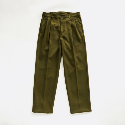 <img class='new_mark_img1' src='https://img.shop-pro.jp/img/new/icons39.gif' style='border:none;display:inline;margin:0px;padding:0px;width:auto;' />BACK SATIN GARBARDINE REVERSE PLEATS TROUSERS
