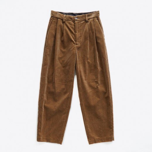 <img class='new_mark_img1' src='https://img.shop-pro.jp/img/new/icons39.gif' style='border:none;display:inline;margin:0px;padding:0px;width:auto;' />CORDUROY TUCK PANTS