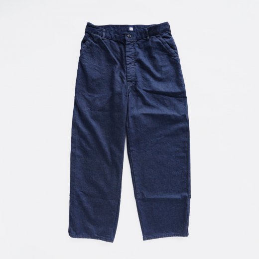 <img class='new_mark_img1' src='https://img.shop-pro.jp/img/new/icons39.gif' style='border:none;display:inline;margin:0px;padding:0px;width:auto;' />DENIM WIDE TROUSER