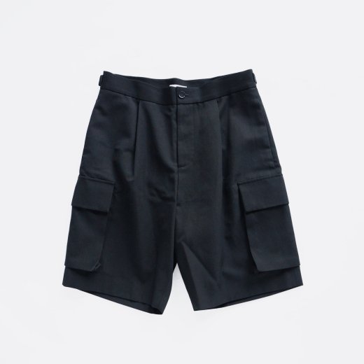 <img class='new_mark_img1' src='https://img.shop-pro.jp/img/new/icons1.gif' style='border:none;display:inline;margin:0px;padding:0px;width:auto;' />WOOL LINEN TWILL FIELD CARGO SHORTS