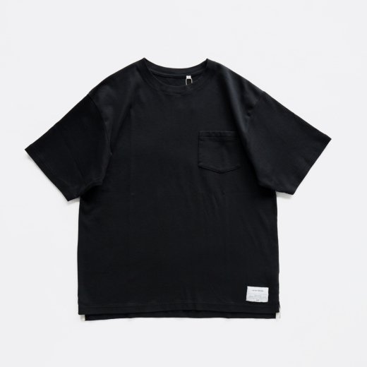 <img class='new_mark_img1' src='https://img.shop-pro.jp/img/new/icons1.gif' style='border:none;display:inline;margin:0px;padding:0px;width:auto;' />STANDARD POCKET T-SHIRT