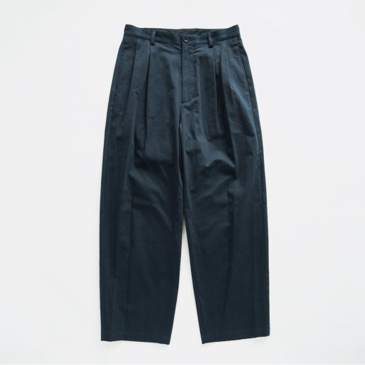 <img class='new_mark_img1' src='https://img.shop-pro.jp/img/new/icons1.gif' style='border:none;display:inline;margin:0px;padding:0px;width:auto;' />CHINO TROUSERS