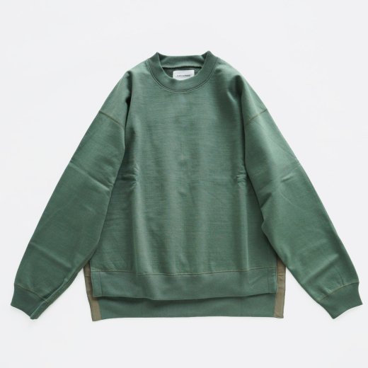 <img class='new_mark_img1' src='https://img.shop-pro.jp/img/new/icons1.gif' style='border:none;display:inline;margin:0px;padding:0px;width:auto;' />SLITED SWEAT SHIRT 