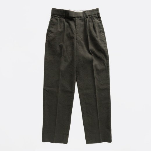 <img class='new_mark_img1' src='https://img.shop-pro.jp/img/new/icons1.gif' style='border:none;display:inline;margin:0px;padding:0px;width:auto;' />WIDE TAPERED TROUSERS