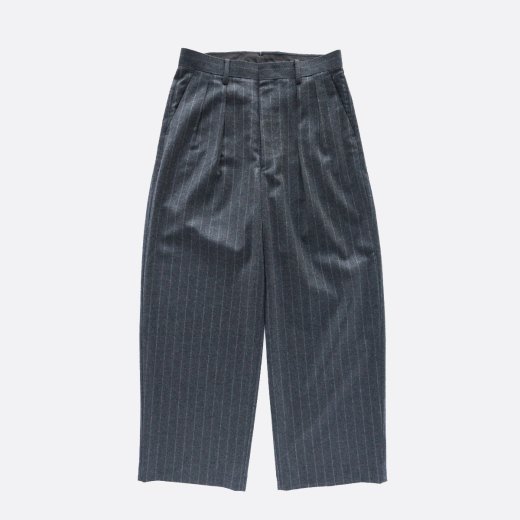 <img class='new_mark_img1' src='https://img.shop-pro.jp/img/new/icons1.gif' style='border:none;display:inline;margin:0px;padding:0px;width:auto;' />WOOL CASHMERE FLANNEL BUGGY TROUSERS