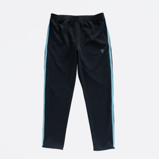 <img class='new_mark_img1' src='https://img.shop-pro.jp/img/new/icons1.gif' style='border:none;display:inline;margin:0px;padding:0px;width:auto;' />TRAINER PANT - POLY SMOOTH