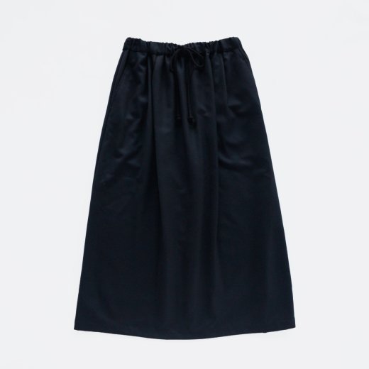<img class='new_mark_img1' src='https://img.shop-pro.jp/img/new/icons1.gif' style='border:none;display:inline;margin:0px;padding:0px;width:auto;' />SOFT WOOL DRAWSTRING SKIRT