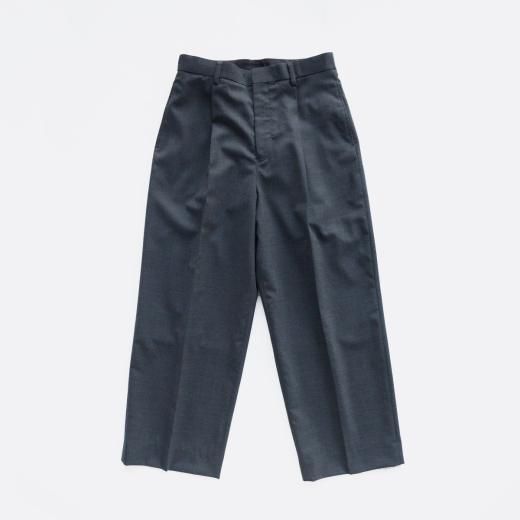 <img class='new_mark_img1' src='https://img.shop-pro.jp/img/new/icons1.gif' style='border:none;display:inline;margin:0px;padding:0px;width:auto;' />WOOL TROPICAL WIDE SLACKS