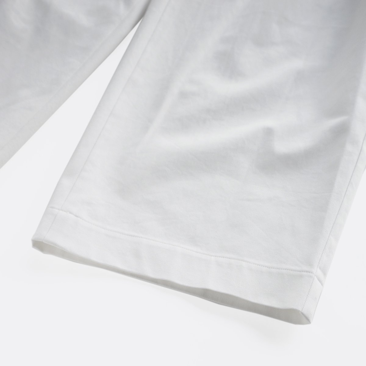 新品正規 WIRROW Cotton chino belted tuck pants