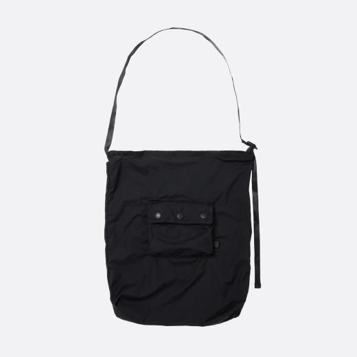 <img class='new_mark_img1' src='https://img.shop-pro.jp/img/new/icons1.gif' style='border:none;display:inline;margin:0px;padding:0px;width:auto;' />TECH MIL PACKABLE EASY SHOULDER BAG