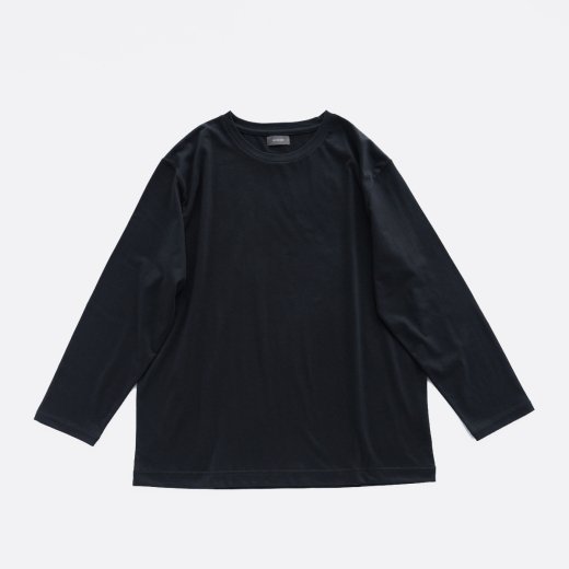 <img class='new_mark_img1' src='https://img.shop-pro.jp/img/new/icons1.gif' style='border:none;display:inline;margin:0px;padding:0px;width:auto;' />LONG SLEEVE CUT&SEWN