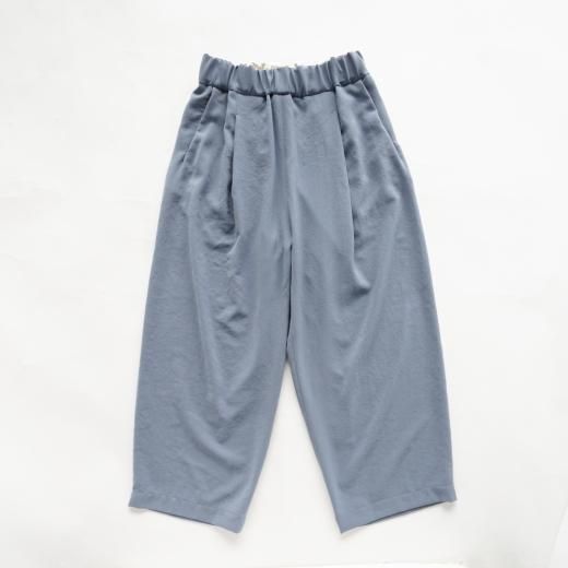 <img class='new_mark_img1' src='https://img.shop-pro.jp/img/new/icons1.gif' style='border:none;display:inline;margin:0px;padding:0px;width:auto;' />HIGH TWISTED POLYESTER TWILL WASH LIKE FINISHED PANTS
