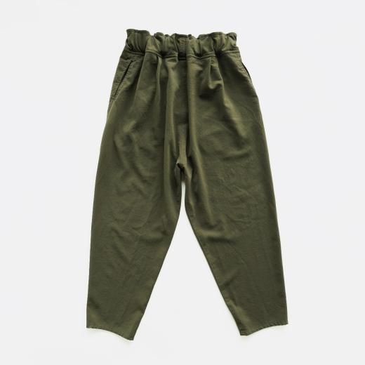 <img class='new_mark_img1' src='https://img.shop-pro.jp/img/new/icons1.gif' style='border:none;display:inline;margin:0px;padding:0px;width:auto;' />POLYESTER SMOOTH TWILL CLOTH GARMENT DYED SAROUEL PANTS 