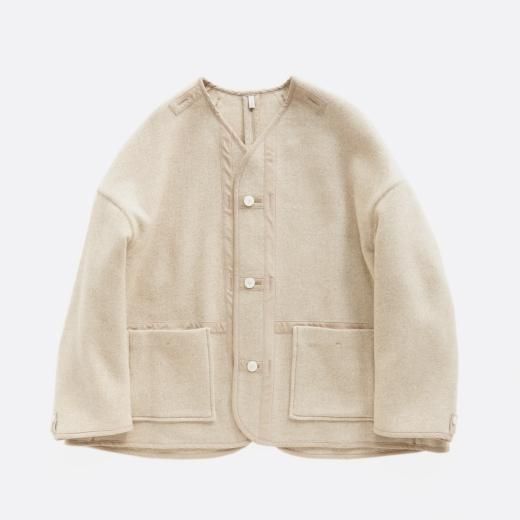 <img class='new_mark_img1' src='https://img.shop-pro.jp/img/new/icons1.gif' style='border:none;display:inline;margin:0px;padding:0px;width:auto;' />LAMB WOOL TWEED HERRINGBONE DOUBLE CLOTH BLOUSON