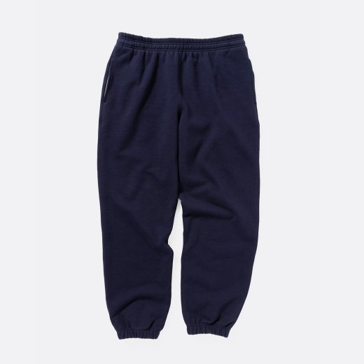 <img class='new_mark_img1' src='https://img.shop-pro.jp/img/new/icons1.gif' style='border:none;display:inline;margin:0px;padding:0px;width:auto;' />GR7 SWEATPANTS
