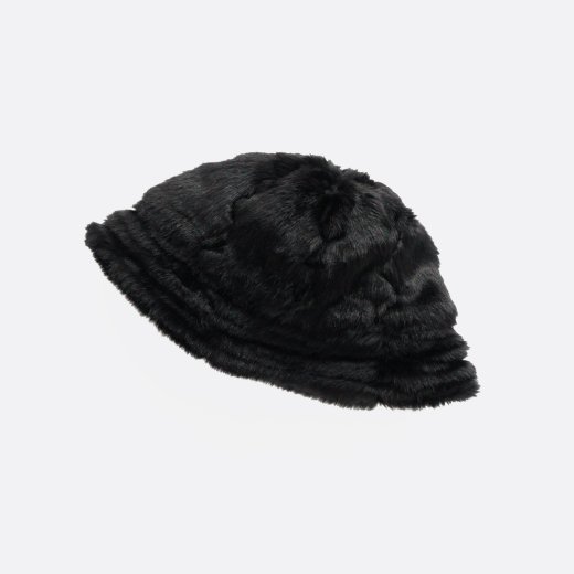 <img class='new_mark_img1' src='https://img.shop-pro.jp/img/new/icons1.gif' style='border:none;display:inline;margin:0px;padding:0px;width:auto;' />FAUX FUR 4PANEL HAT
