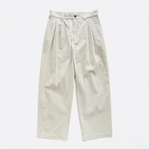 <img class='new_mark_img1' src='https://img.shop-pro.jp/img/new/icons1.gif' style='border:none;display:inline;margin:0px;padding:0px;width:auto;' />CORDUROY TUCK PANTS 
